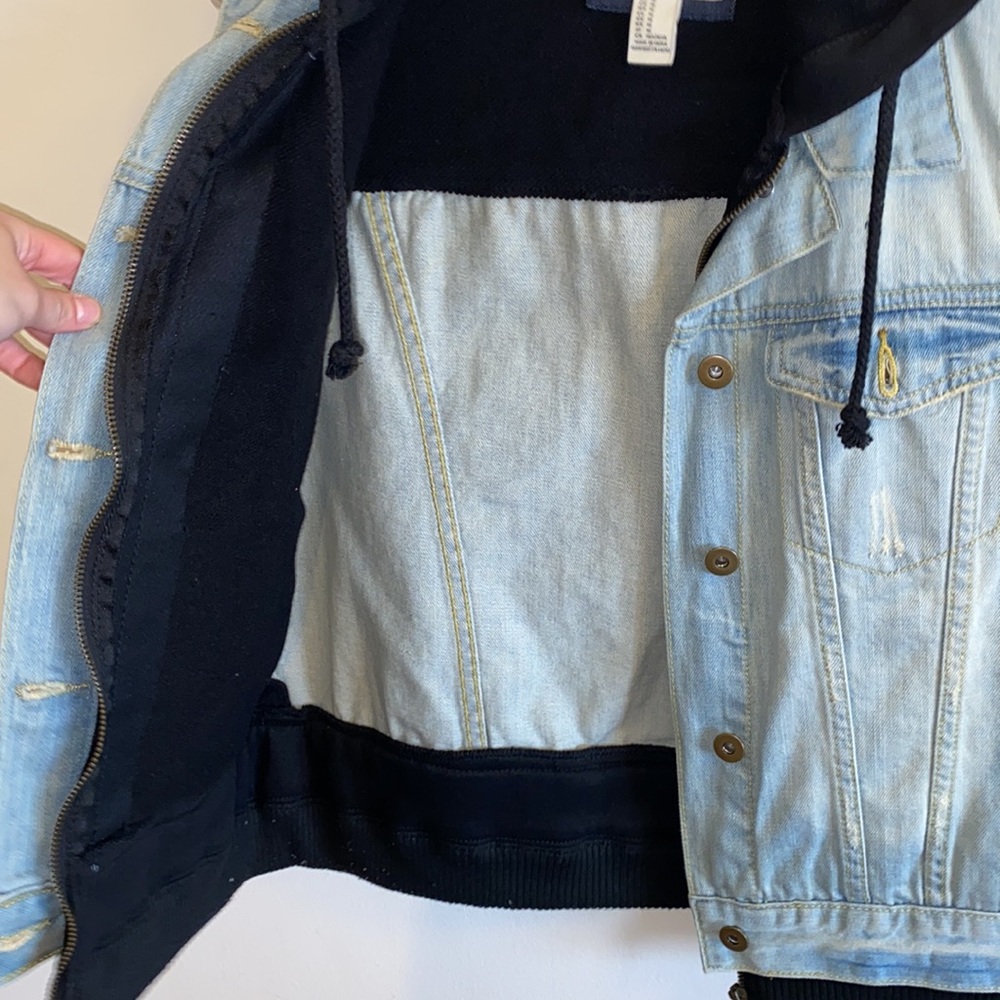 F21 Premium Denim Hooded Zip up Denim Vest - Picture 6 of 7